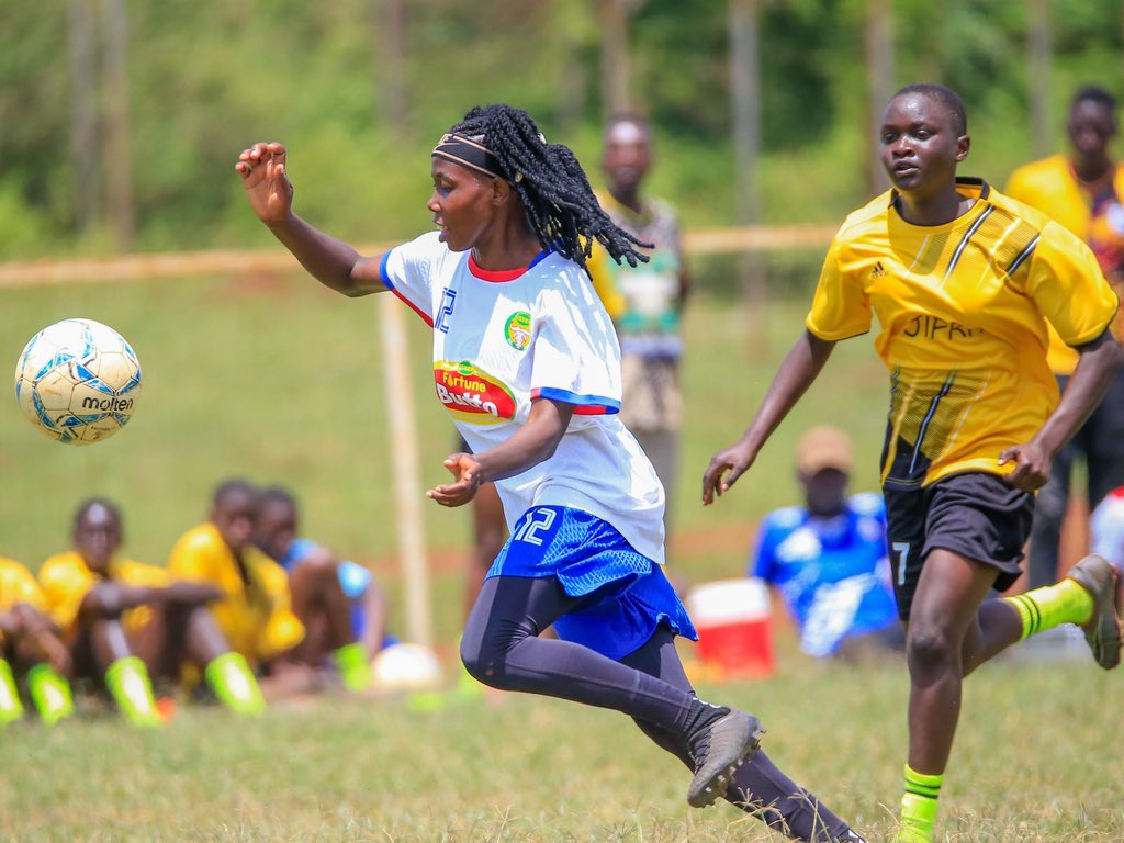 BulWomen's tweet photo. #PracticeGame
BUL Women FC 6-1 JIPRA
Hadijja ⚽️⚽️
Flavia ⚽️⚽️
Shamim ⚽️
Nakato ⚽️ || #BULWFC || #TheEasternGiants https://t.co/uYHZSrWqhw