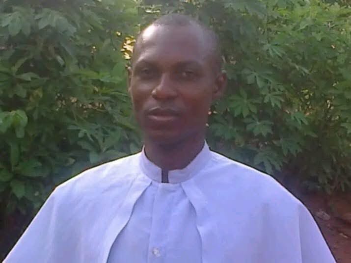 Rev. Barth an Anglican priest was kidnapped at Ihuezi Obinofia in Ezeagu Enugu State and killed  yesterday. Many part of Ezeagu and Udi are still hotbeds for the terrorists. Please remember the family in your prayers.