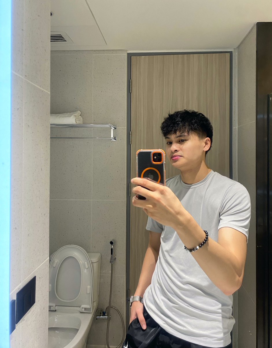 Tomisyours's tweet photo. Available tonight 
09152485073 https://t.co/hvQ9QaUdFI