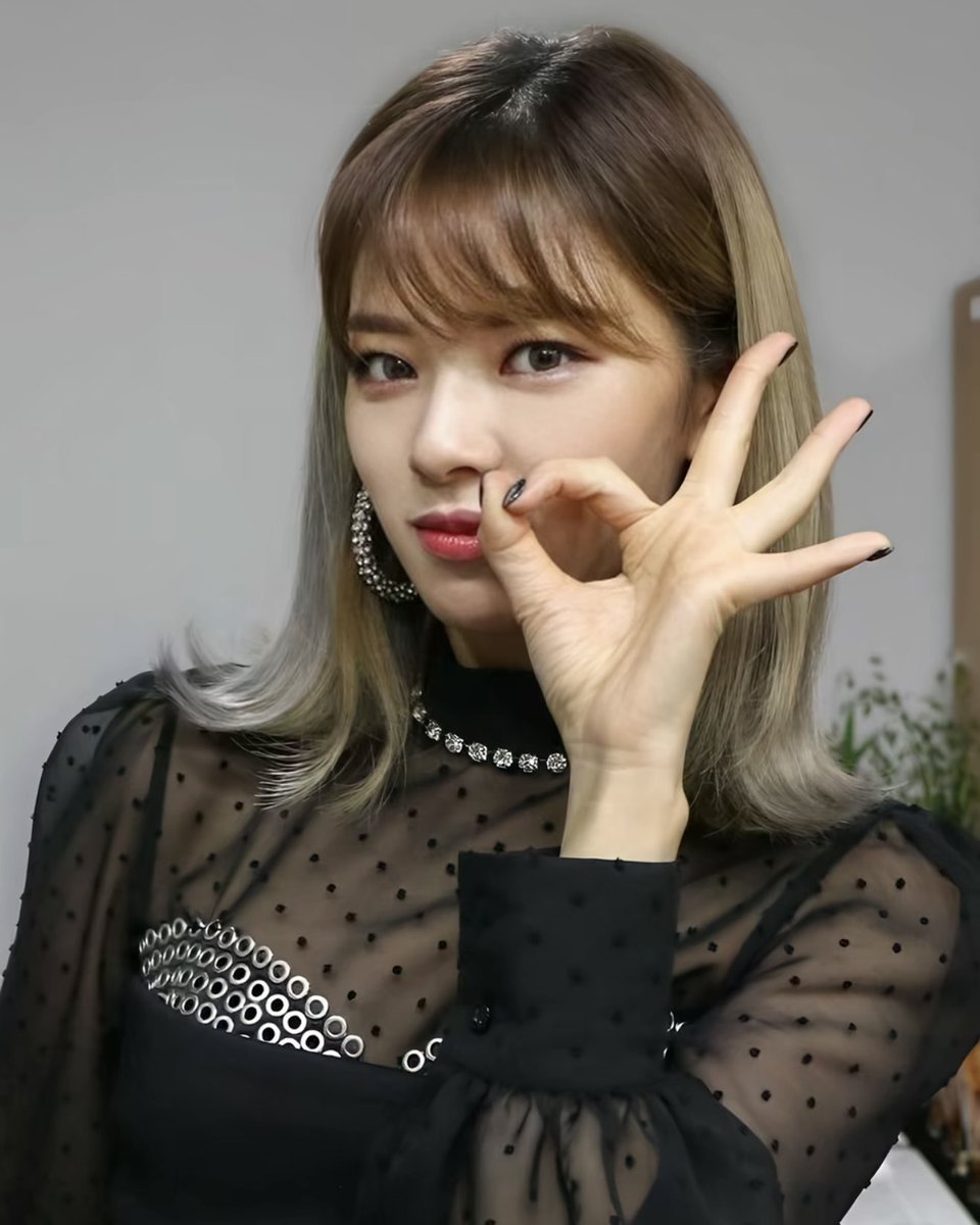 MSY02011020's tweet photo. TWICE JEONGYEON
 #TWICE #JEONGYEON https://t.co/jb7CEpaNqF