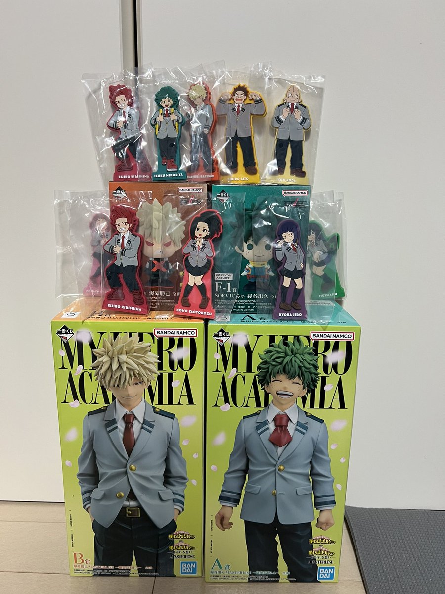 フィギュアの全コンプは難しそうだから…
いつかはSOFVICちゅとA組集合！ラバースタンドはコンプするぞーと熱い気持ちを胸に日々生活したいと思います笑笑