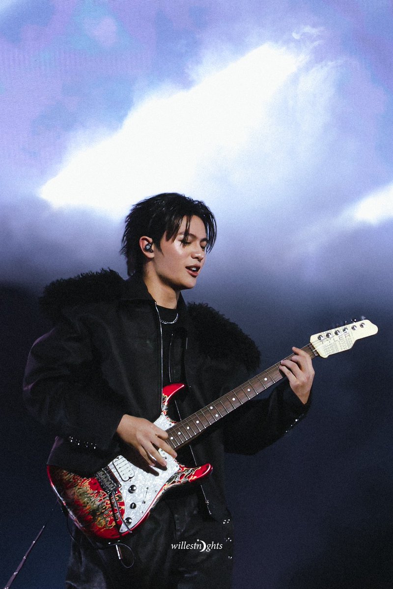 วิลเลี่ยมกับกีต้าร์โครตเท่🎸

LYKN RISING ERA

#RISERCONCERTD2 
#williamjkp