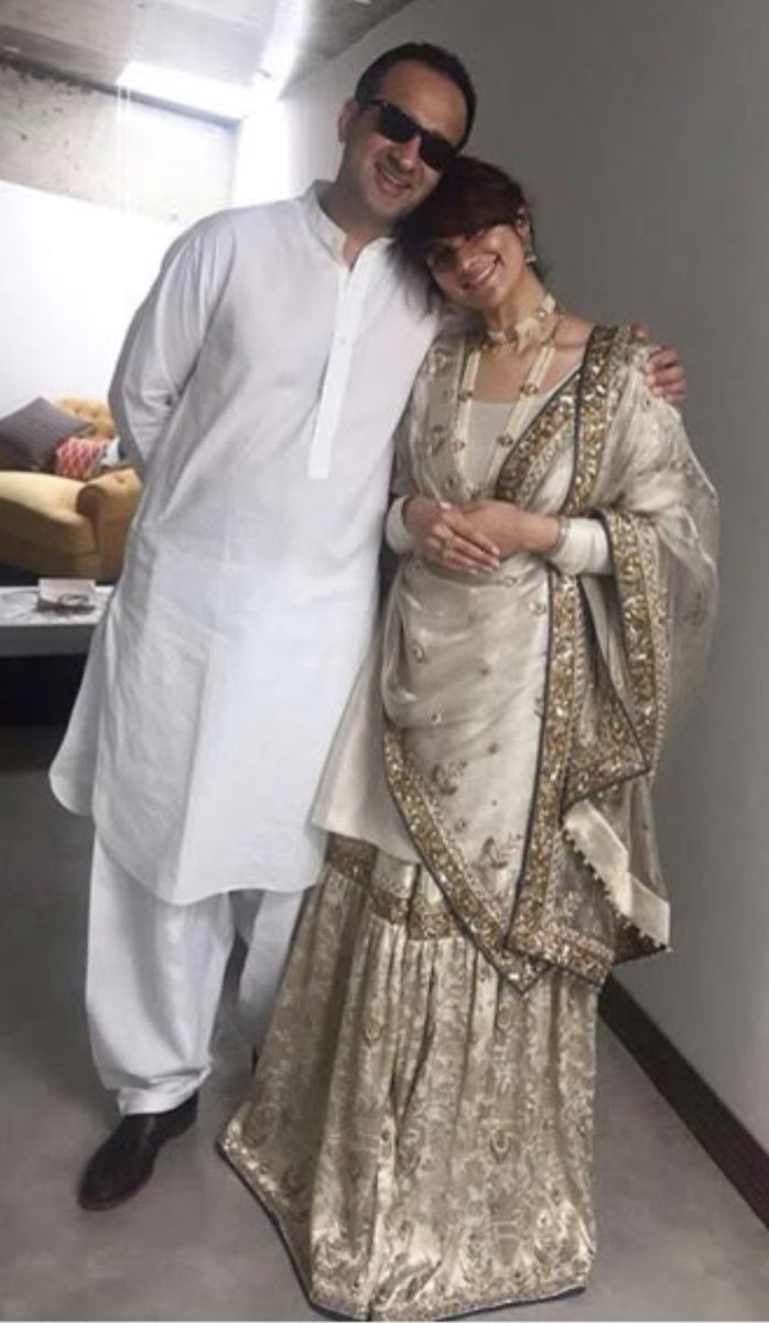 <a href="/RameezaNizami/">Rameeza Majid Nizami</a> تھوڑی شرم حیا کر لو 

یہ پڑھ لو۔ ایسے ہوتے ہیں میڈیا ہاؤس کے مالک۔۔۔ورکر پر برا وقت آئے تو ساتھ کھڑے ہوتے نہ کہ تم جیسے جو ورکرز و رپورٹرز کا خون بیچ کر انکی زندگی خطرے میں ڈال کر دھشت گردوں کی ساتھی بن کر ان کی جابز کھا جاتے 

خدا کا خوف ہے تم میں کہ نہیں ؟ یاد