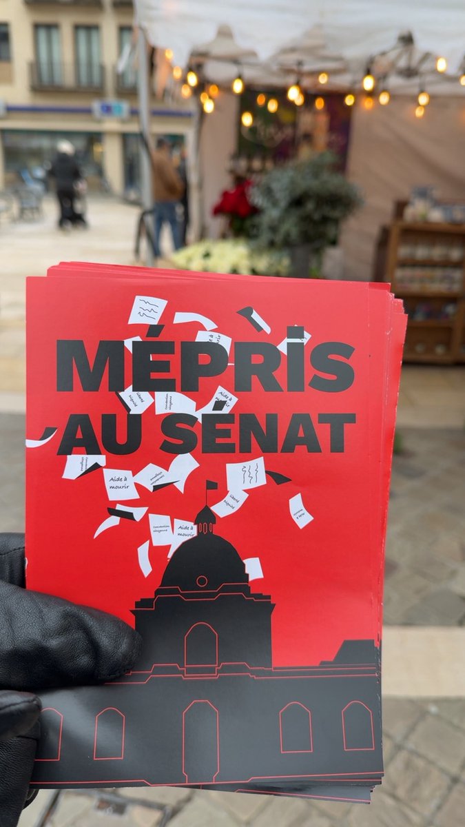 Ce matin à <a href="/VilledeChartres/">Ville de Chartres</a> pour échanger avec les habitants à l’occasion de la semaine de mobilisation de <a href="/ADMDFRANCE/">Mourir dans la Dignité</a> 

Merci aussi aux nombreux adhérents pour leur passage !

Vite une loi de libre choix !

<a href="/jeunesadmd/">Les Jeunes ADMD</a> 

#Chartres #ADMD #FinDeVie #LibreChoix