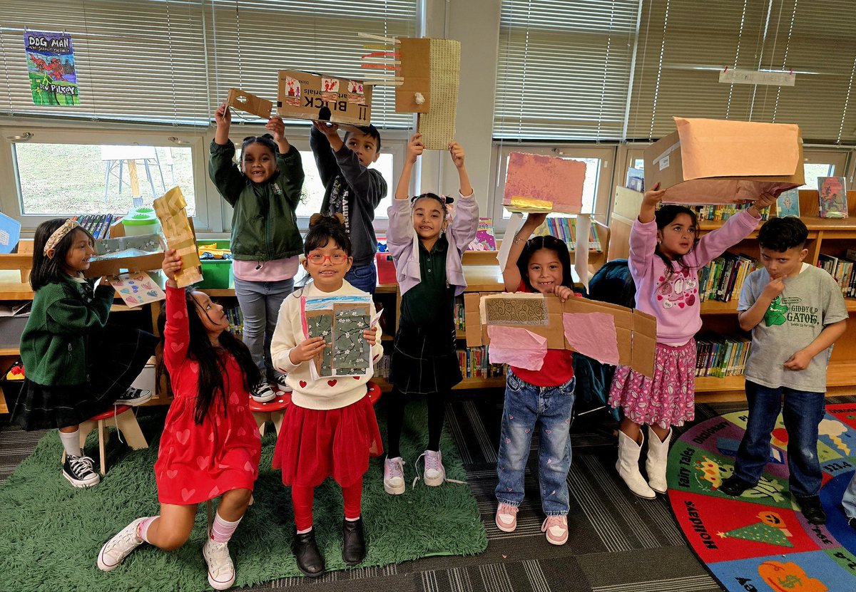 Gus the Gator tweet media