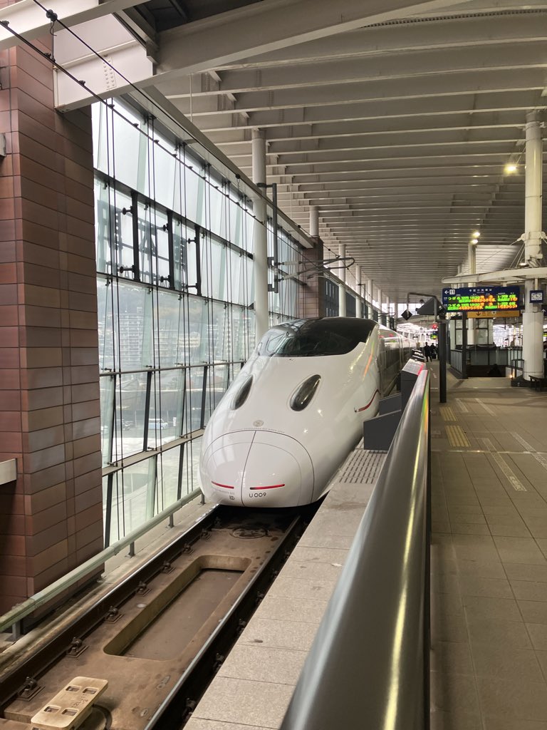 紫推しのマラソンマン tweet media