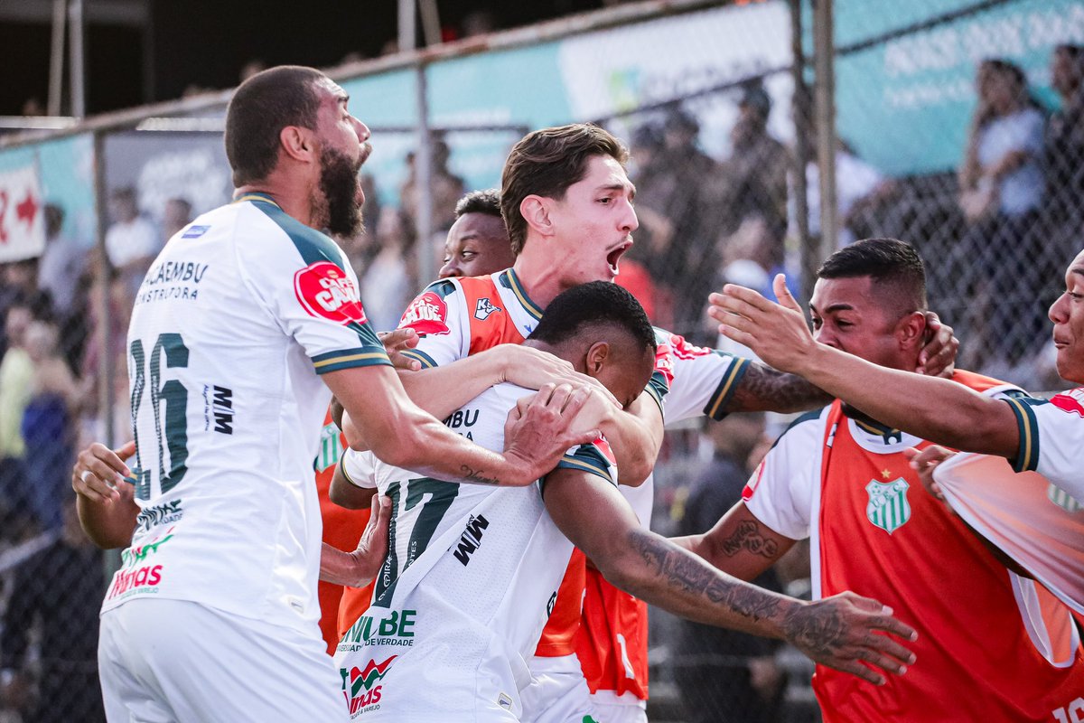 DIA DE ENTRAR EM CAMPO E JOGAR POR QUEM ACREDITA NO VERDÃO! 💪💚

🏆 Campeonato Mineiro - 8ª Rodada
🆚 Pouso Alegre 
🕘 19h
🏟 Parque do Sabiá 
📺 SportyNet+