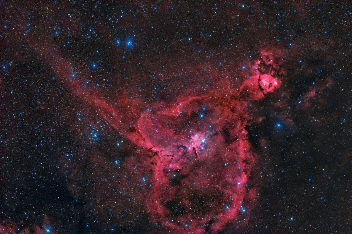 Astropics tweet media