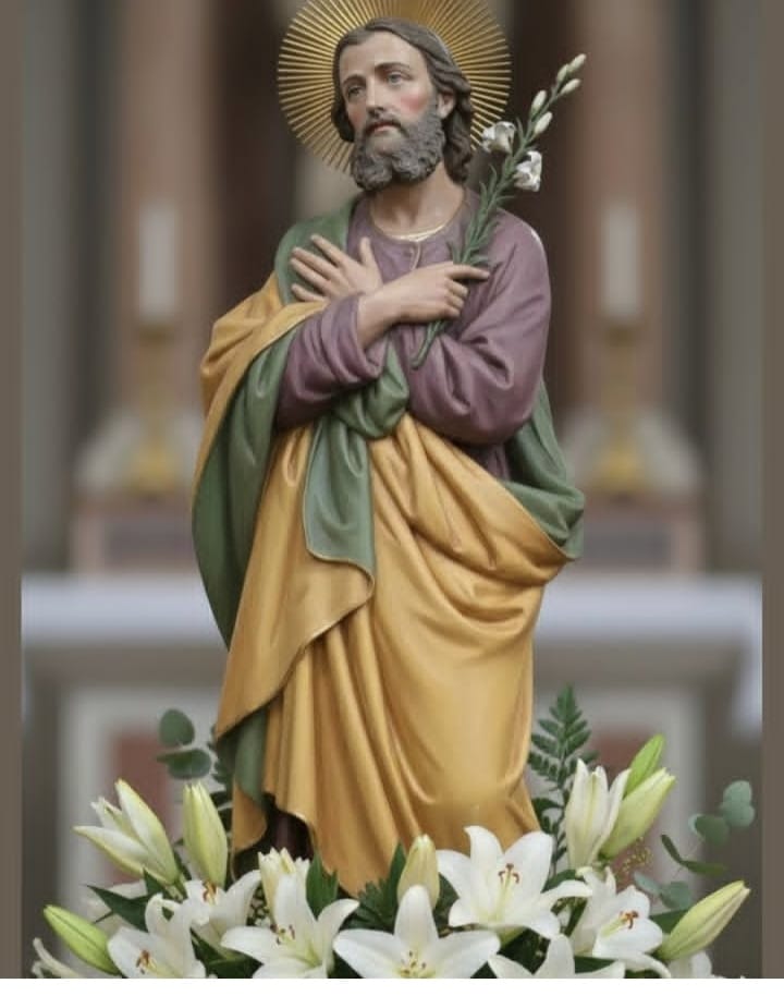 San José.

Casto guardián de la Virgen María.
Ruega por nosotros.