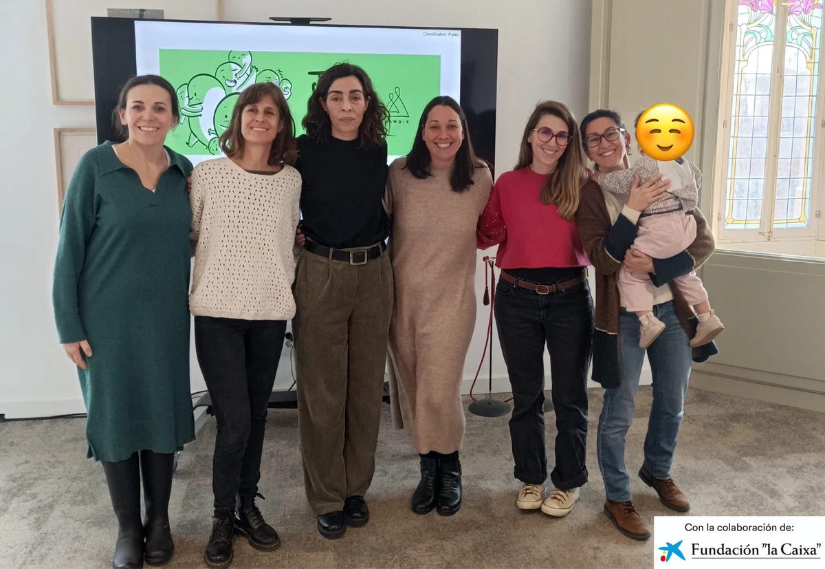 FAMOIB's tweet photo. Fa 2 caps de setmana ens vàrem reunir a l’assemblea anual de l’associació 💛

Un moment per acomiadar la junta sortint i donar la benvinguda a les noves persones que assumeixen el relleu. https://t.co/V9bajZXv04