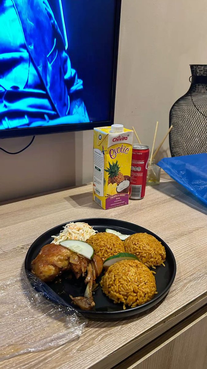 Happy valentine y'all 

<a href="/Zetarium_/">Zetarium</a>