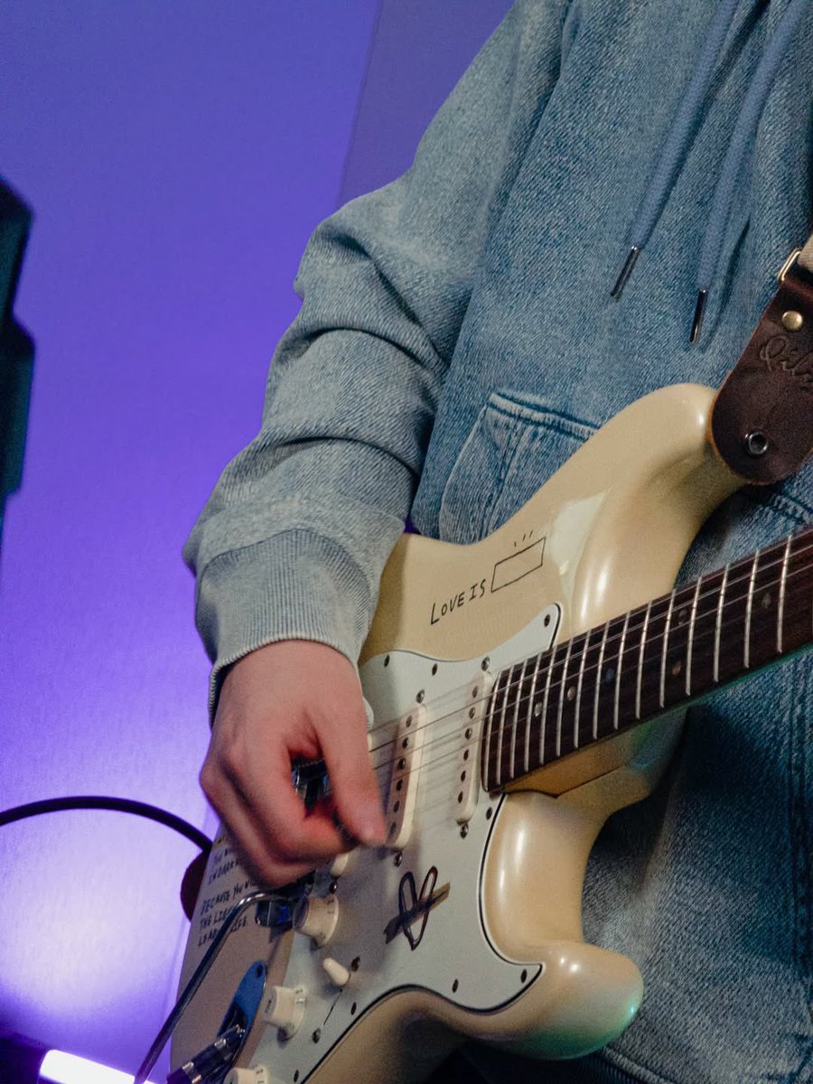 나 진짜 김재환 x 기타 너무 사랑해 …….🥹🥹🎸🎸