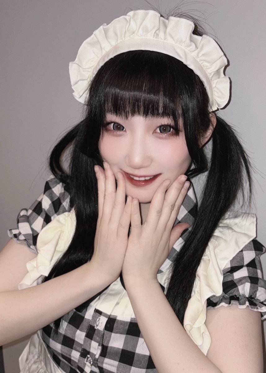 FiDZ_Chihiro's tweet image. こちらのメイドさんのおちぇきがただいまお迎えできます🖤🤍

リンクからご購入いただけたら、今配信中のツイキャスでお名前呼べます🥰‼️

アーカイブも残るから今LiVE観てる人もお名前呼んでるところ残るよう

#FiDZ  #ふぃっず  #ちひろういすきー