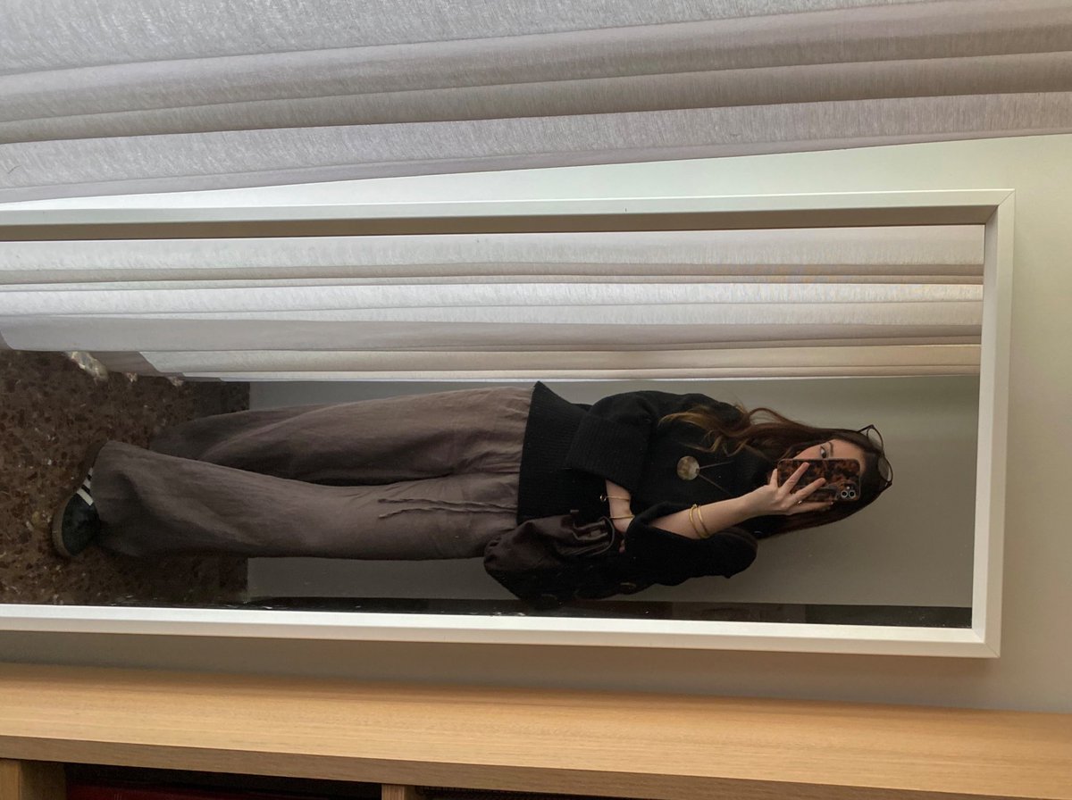 violeta salmerón ✧ tweet media