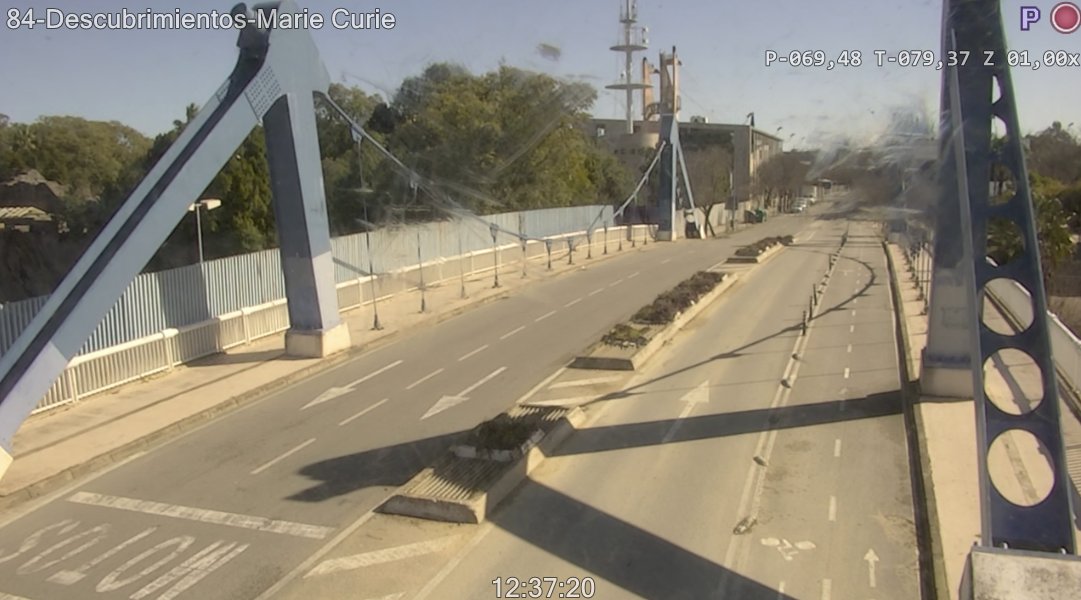 🚦12:40 Tráfico fluido en las vías urbanas de Sevilla. traficosevilla.es <a href="/EmergenciasSev/">Emergencias Sevilla</a> #SevillaHoy #Sevilla #TDSActualidad #TraficoSevilla #Movilidad