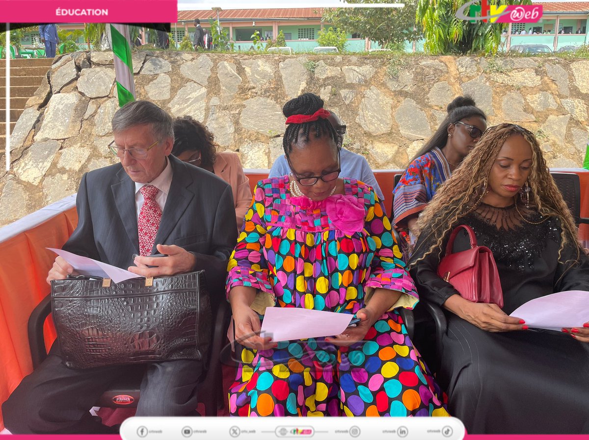 CRTV_web's tweet image. "Armand Claude Abanda : Un esprit novateur au service du développement du continent africain", c’est le titre du livre de deux Congolaises en hommage au Représentant-Résident de l’#IAI-Cameroun.