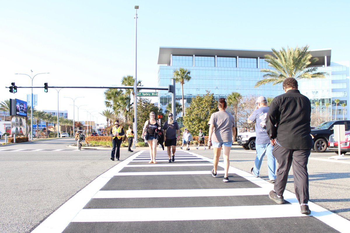 Visiting the race today? Use crosswalks and pedestrian bridges, stay on the sidewalk, and visit us at the Midway for more safety tips! 
#DuelatDAYTONA