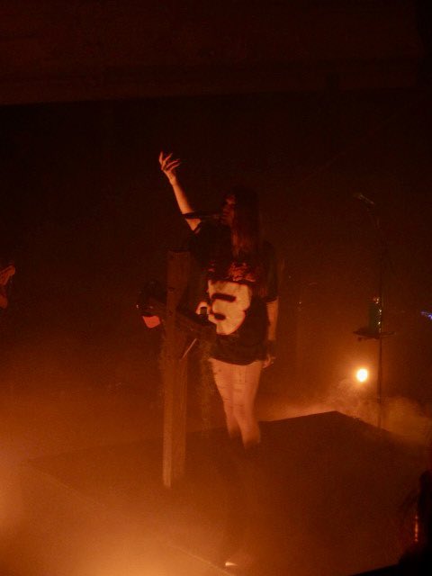 clementine🪽 tweet media