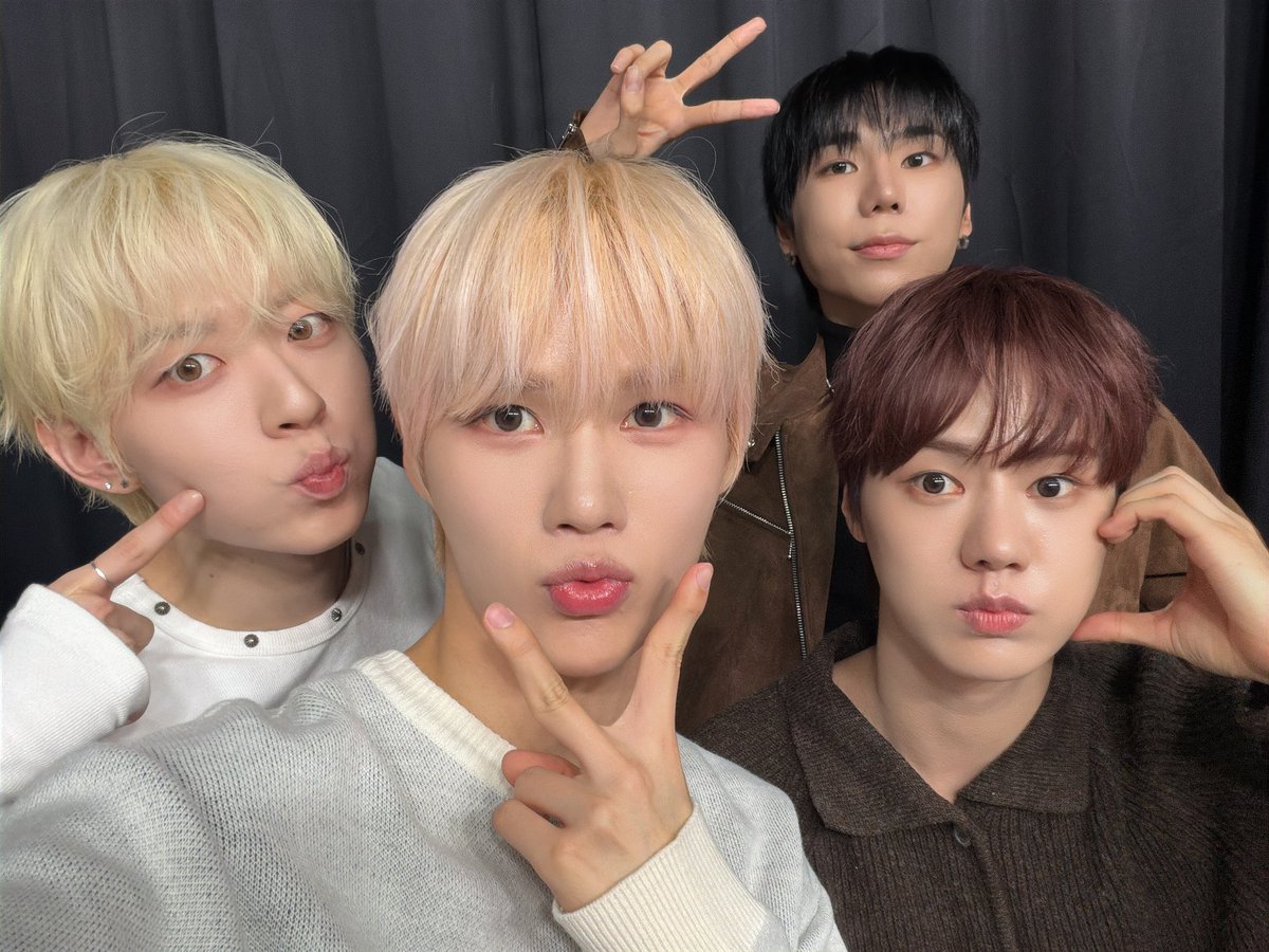 NINE.i OFFICIAL tweet media