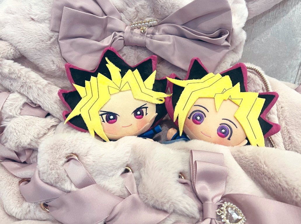 皆様のバレンタイン闇表良すぎる⋯🍫💕
まだ手が離せないので後でじっくり見ます
これは上着に包んだ闇表ちゃん