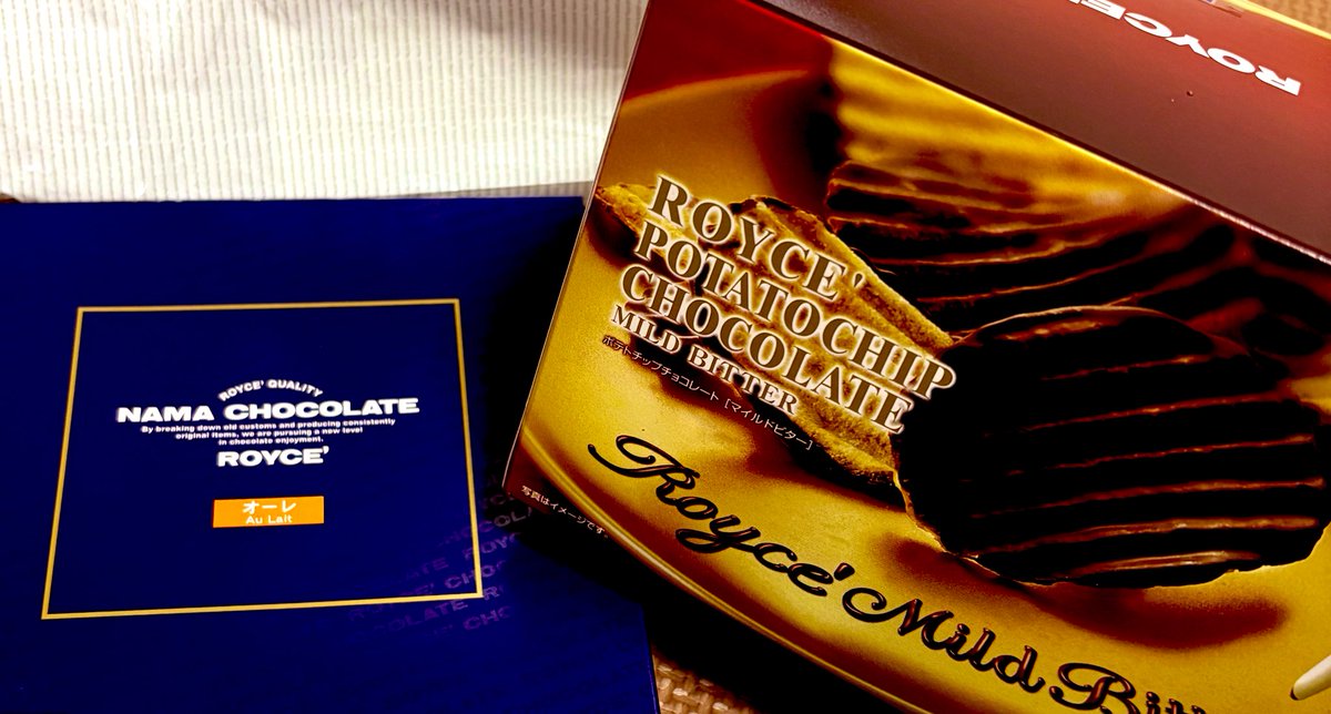 supuRiiisu's tweet photo. この前GODIVAのどう��のやつとROYCE'のチョコ買っといた��ら
娘とチョコパーティーした♡♡
どう森のマグカップも買おうとしたけど、娘にコップ沢山あるんだからやめときなって普通に怒られて我慢した😖💦
ROYCE'の生チョコやっぱり好きだわ～🥳 https://t.co/M3FgnBd2mP