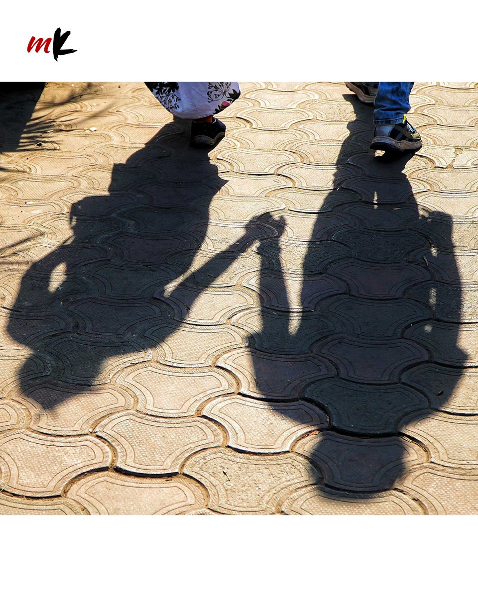 TT_My_Kolkata's tweet image. Roses cost more, boats turned romantic, and teddies flew off the shelves as Kolkata celebrated Valentine’s Day. Love was in the air across the city.

Read more: telegraphindia.com/my-kolkata/eve…

#ValentinesDay #VDay #Kolkata #MyKolkata