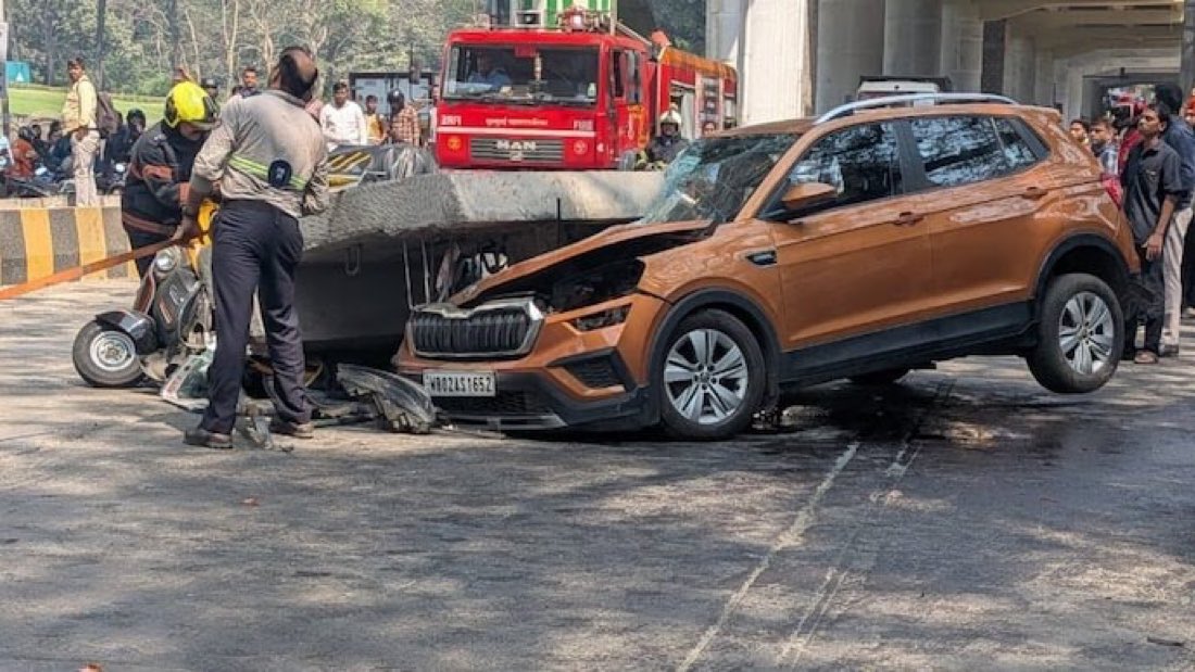 theprayagtiwari's tweet photo. Mehngi gaadi, 6 airbag, 5 star safety, sensible driving karke jaan to bacha lega, lekin system ki haramkhori se kaise bachega laadle https://t.co/IeI347rrOD