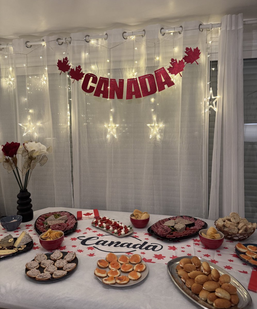 Ambre ❤️‍🔥 in her showgirl era tweet media