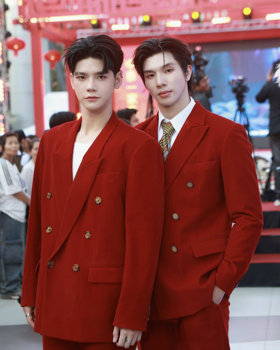 KongthupsArtist's tweet image. Longlee - Arm at SIAM PARAGON A PROSPEROUS CHINESE NEW YEAR 202 🧧✨️

#SiamParagonCNY2026
#SiamParagonCNY2026xLongArm
#longarm #longlee #armchaiyapat
#KongThupsArtist 
#KongThupsArtistsSchedule