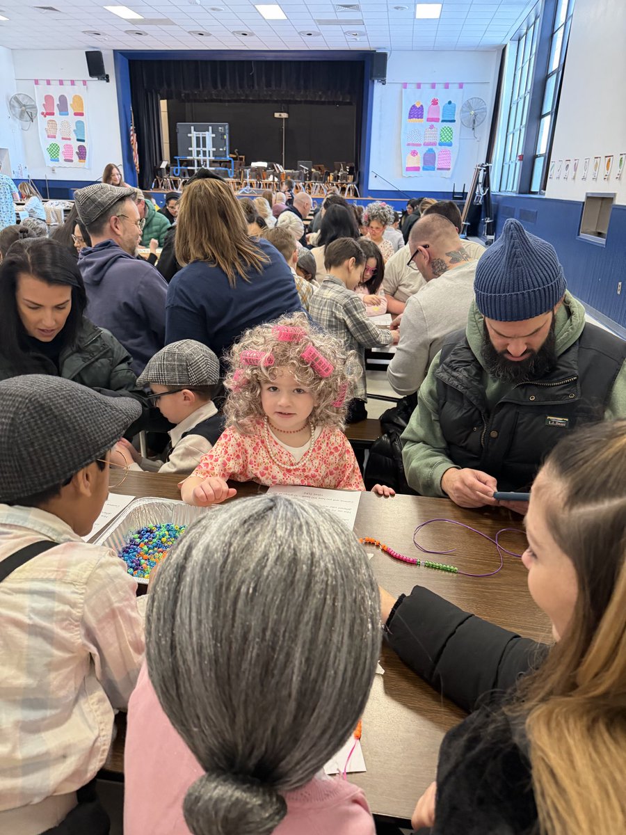 Central Boulevard Elementary School tweet media