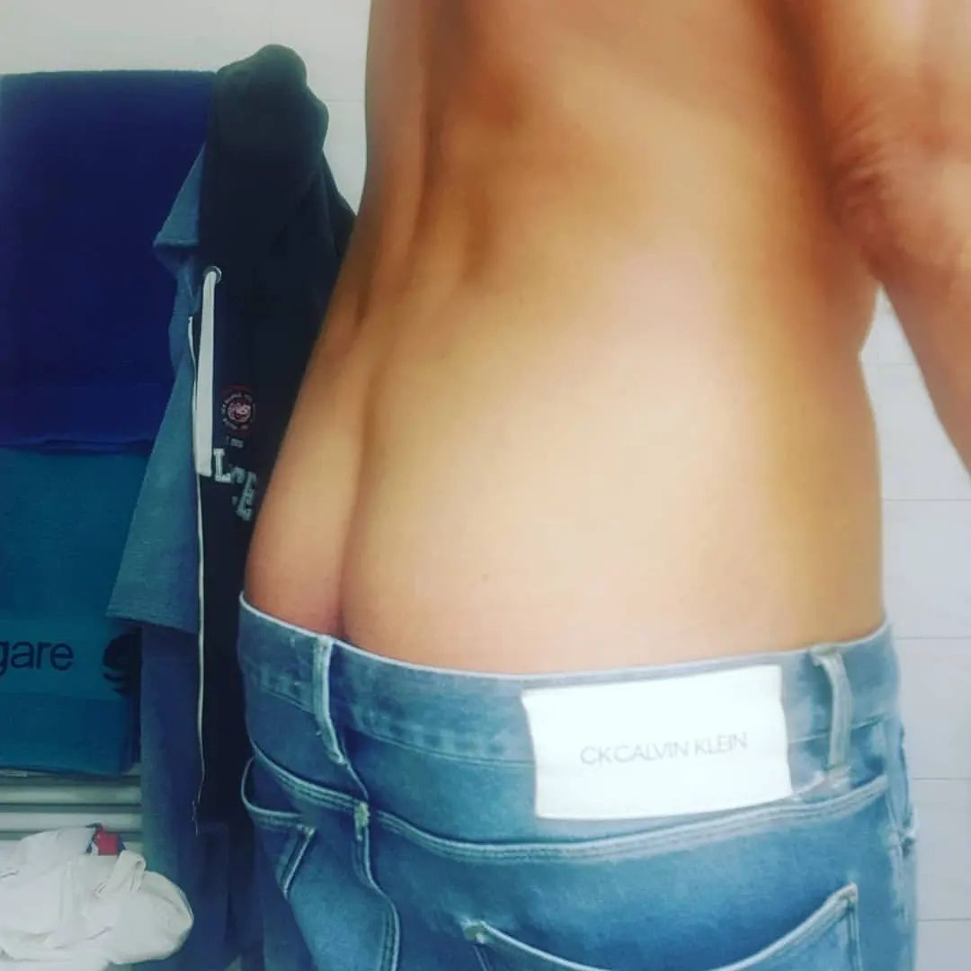 nude sagging 🤤 tweet media