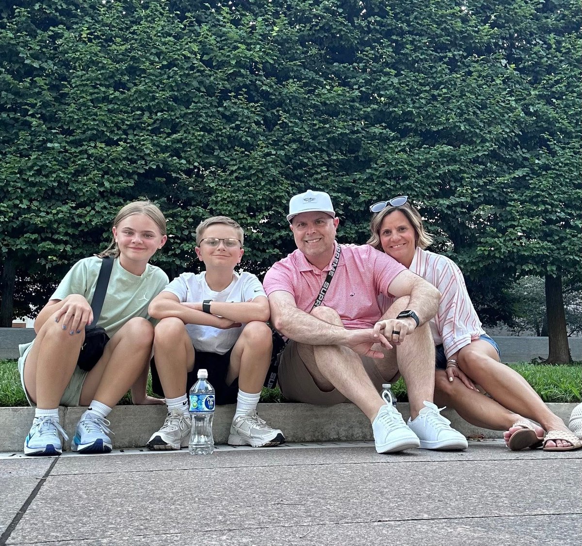 Laura Finn tweet media