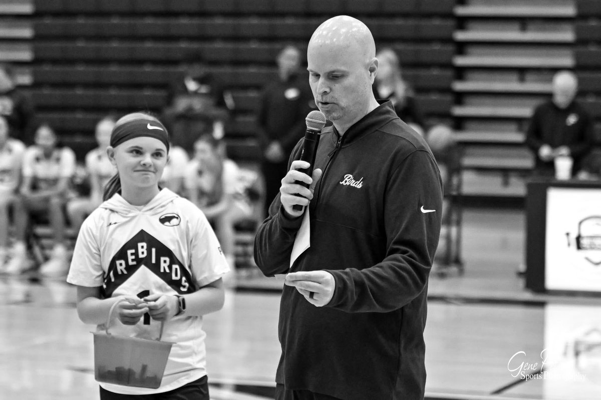 Laura Finn tweet media