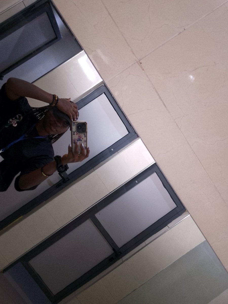 Zinny_Edmund's tweet image. Came out to support the Guinness World Record attempt for the longest interview, 12 hours straight!

#drchiggy #guinnessworldrecord #enugutotheworld #officialattempt #gwr2026
#interviewquestions
#Themediaguy
#signatureTV
