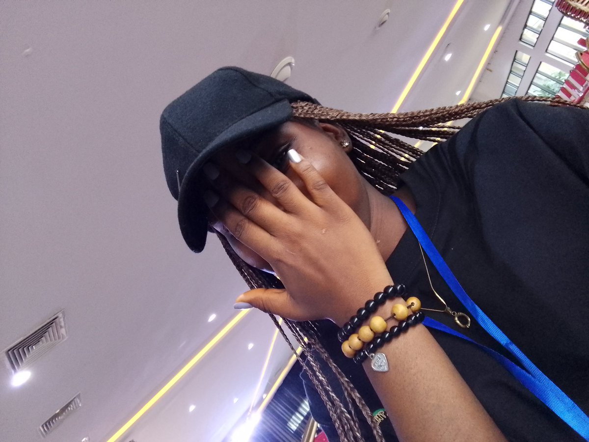 Zinny_Edmund's tweet image. Came out to support the Guinness World Record attempt for the longest interview, 12 hours straight!

#drchiggy #guinnessworldrecord #enugutotheworld #officialattempt #gwr2026
#interviewquestions
#Themediaguy
#signatureTV