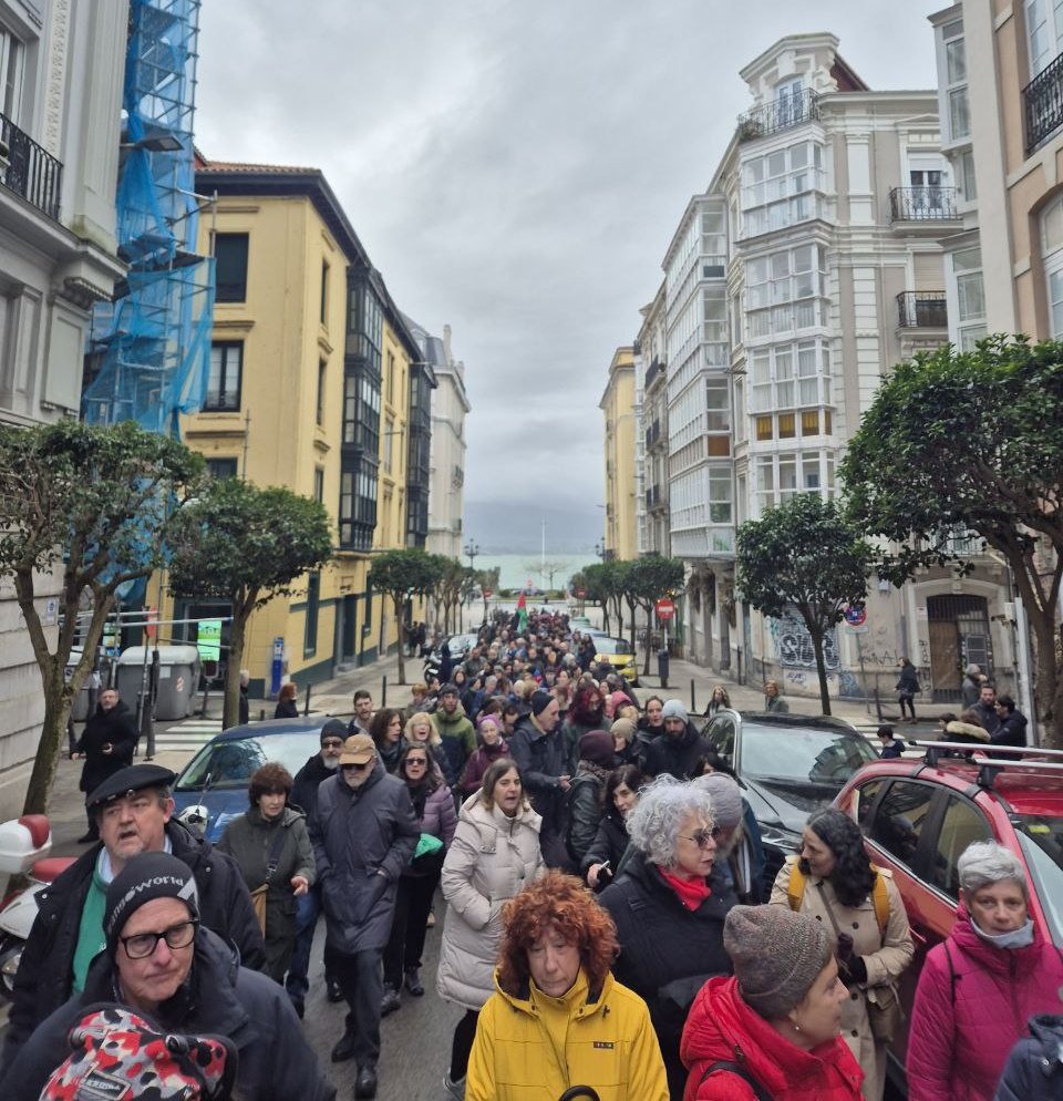 _CNSV_'s tweet photo. Manifestando que el odio a l@s más débiles no tiene cabida en Cantabria 🙅🏻‍♀️ https://t.co/dWGci2IKWF