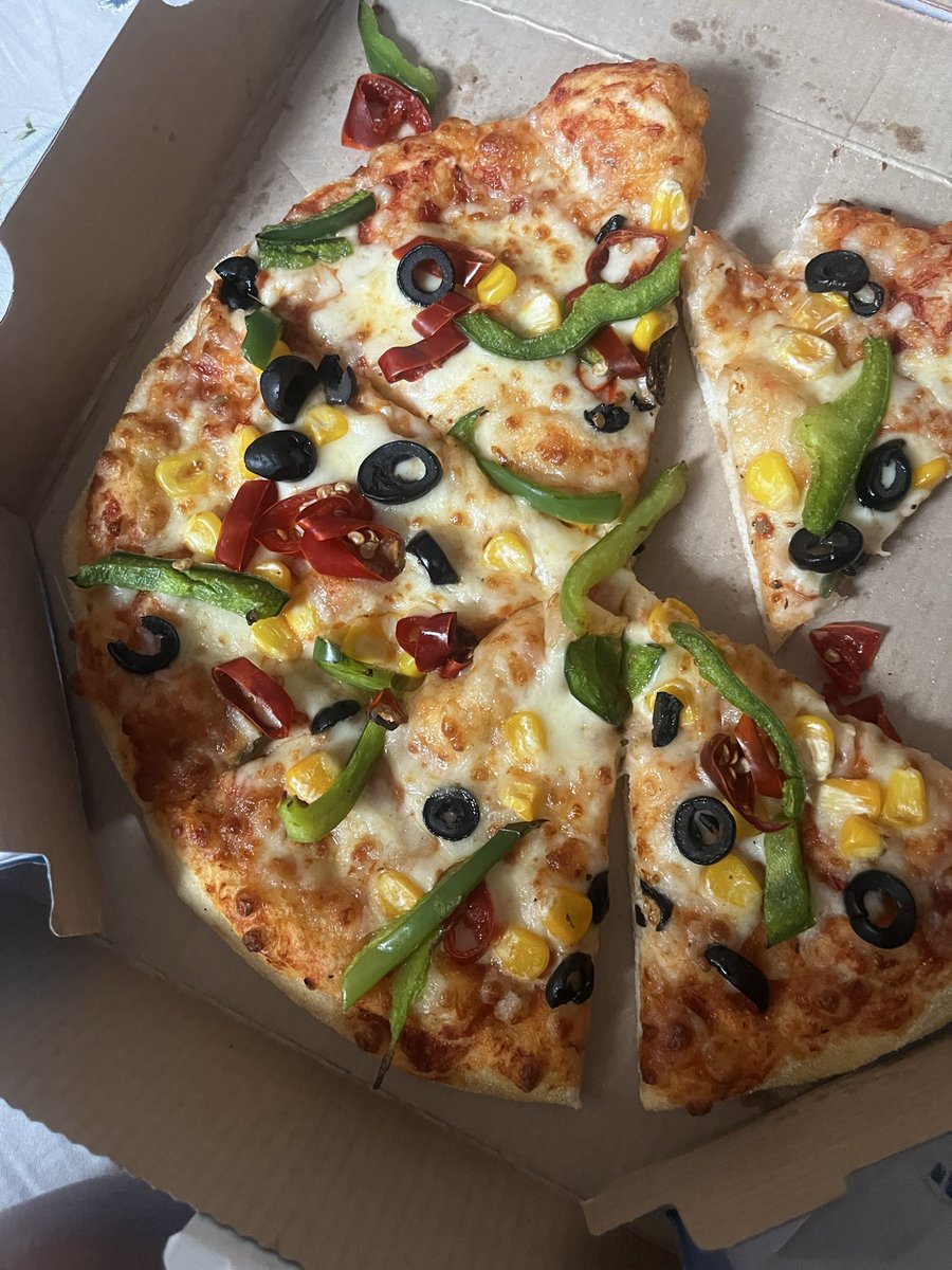 RAJ9324115's tweet photo. @dominos_india - count which pizza has more veggies? Which one will you like to eat. Thanks for valentine pizza.. with no vegggies .. #shameful #tastless..No cheese at all .. it was eating like a bare dough https://t.co/7xoFNg5f1s