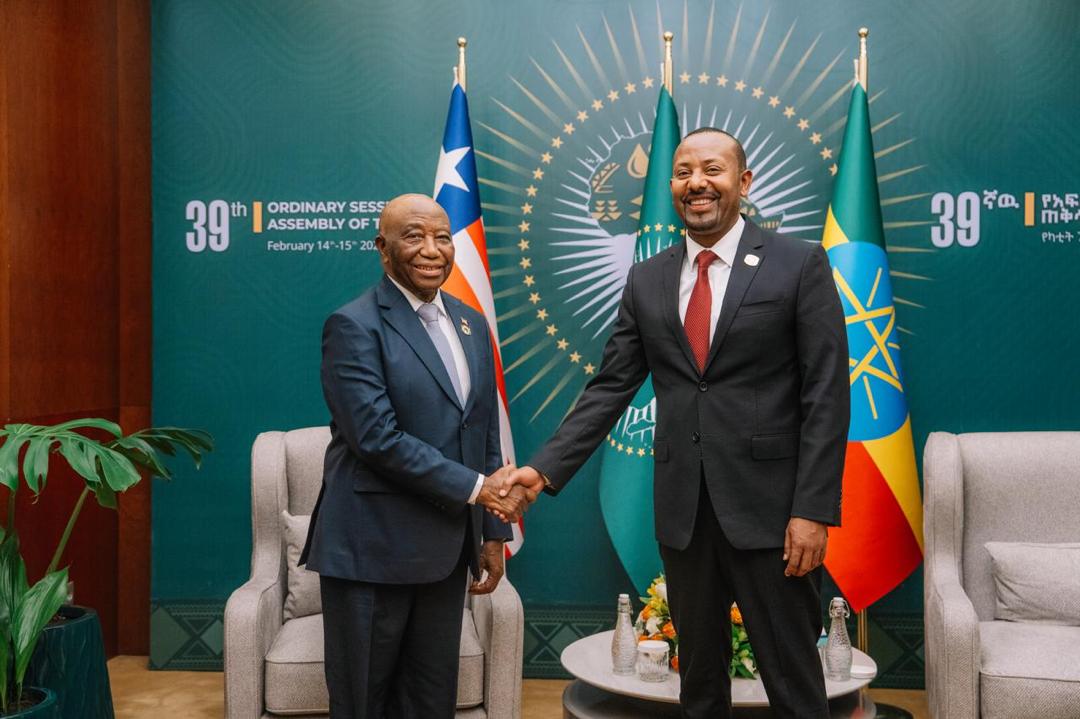 AbiyAhmedAli's tweet photo. Engaged in bilateral discussions with President Joseph Boakai of Liberia on technology, Artificial Intelligence and Ethiopia’s plans to establish a continental AI university. https://t.co/vgqHpIZVZp