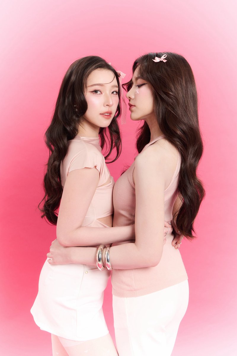 ayaorapan's tweet photo. Happy Valentine’s Day 💖🤎🧸🎀✨
#ayaorapan #miephat https://t.co/5fG0FfuF40