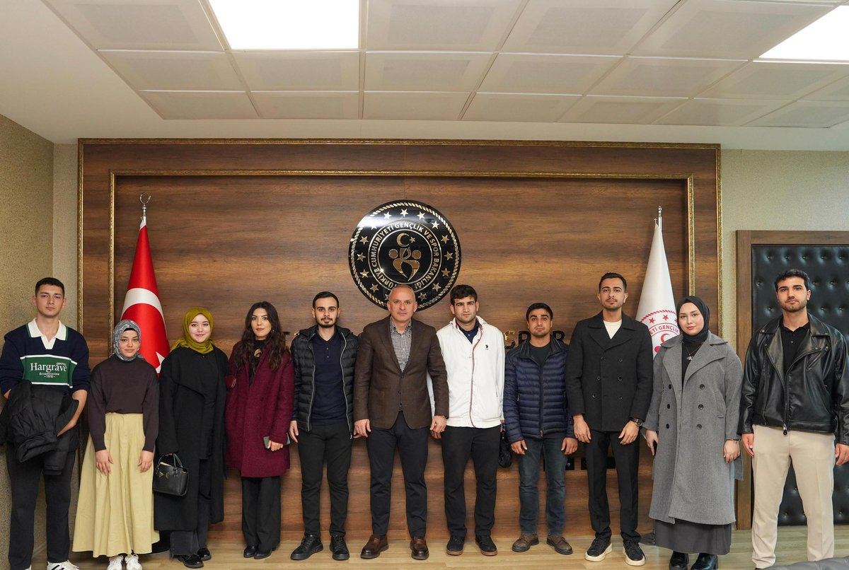 Antalya ÜniAK olarak Antalya Gençlik Ve Spor İl Müdürü Sn. Yavuz Gürhan’a  ziyaret gerçekleştirdik.

<a href="/avyusufibis/">Yusuf İBİŞ</a> 
<a href="/FatihAydemir45/">Fatih Aydemir 🇹🇷</a> 
<a href="/alicetin_07/">Ali Çetin</a> 
<a href="/aecanoruc21/">Ahmet Eren Canoruç</a> 
<a href="/halilciftci07/">Halilciftci07</a>