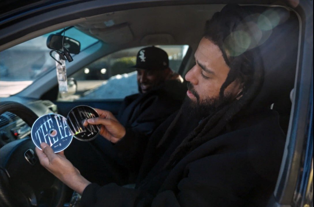 This post-rollout will go down in history. 🐐