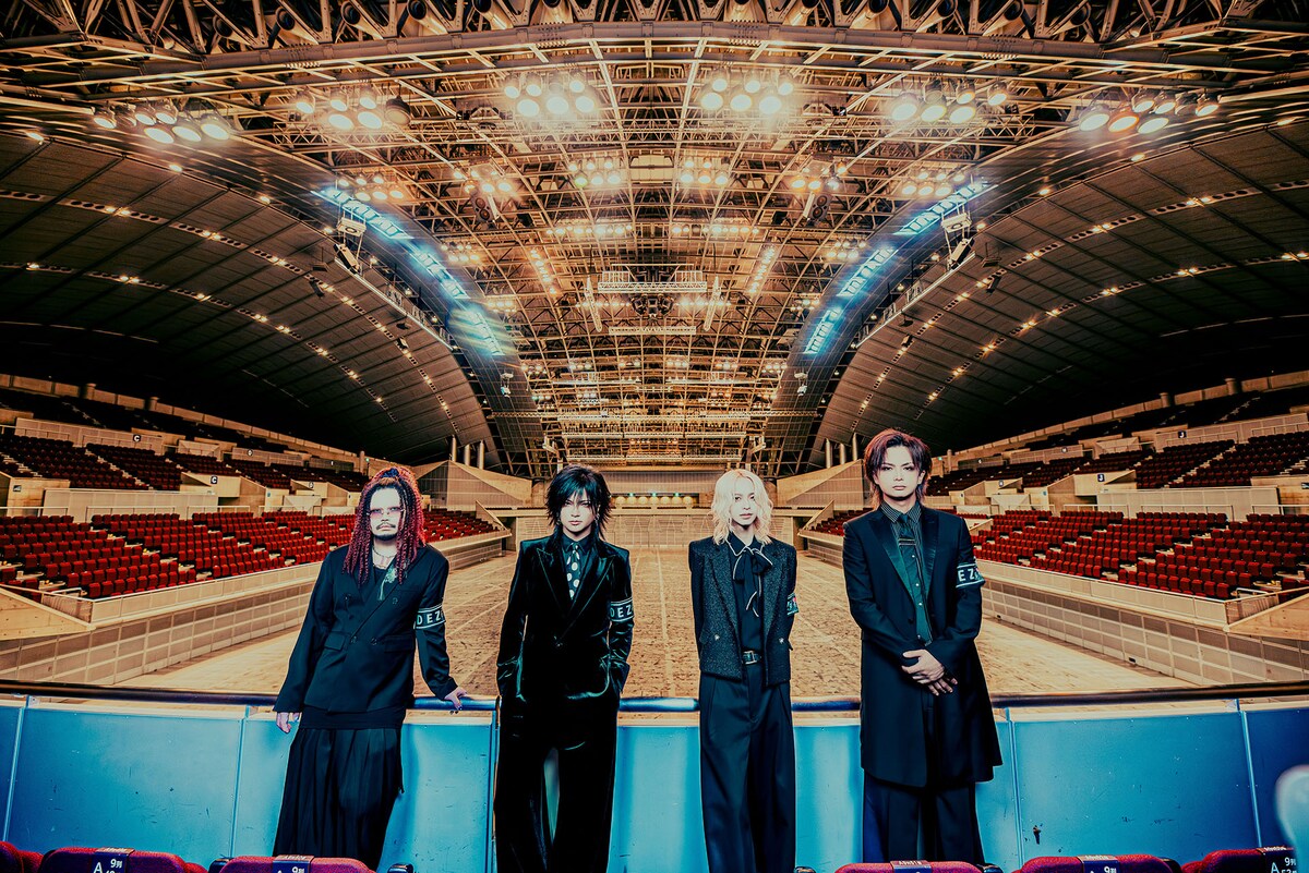 natalie_mu's tweet photo. DEZERTが
L'Arc-en-Ciel・Kenと作り上げた「音楽」

制作過程追うU-NEXTの番組も
https://t.co/BChjrEYHnz https://t.co/PA2MdddsND
