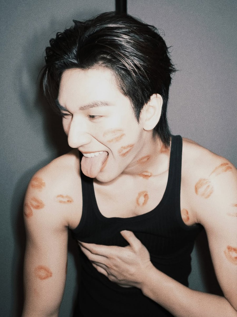 When's the next holiday/celebration, because I already need a MosBank cutesy, feel good photoshoot, even though we just got this today.

I'm a greedy boss, who misses them