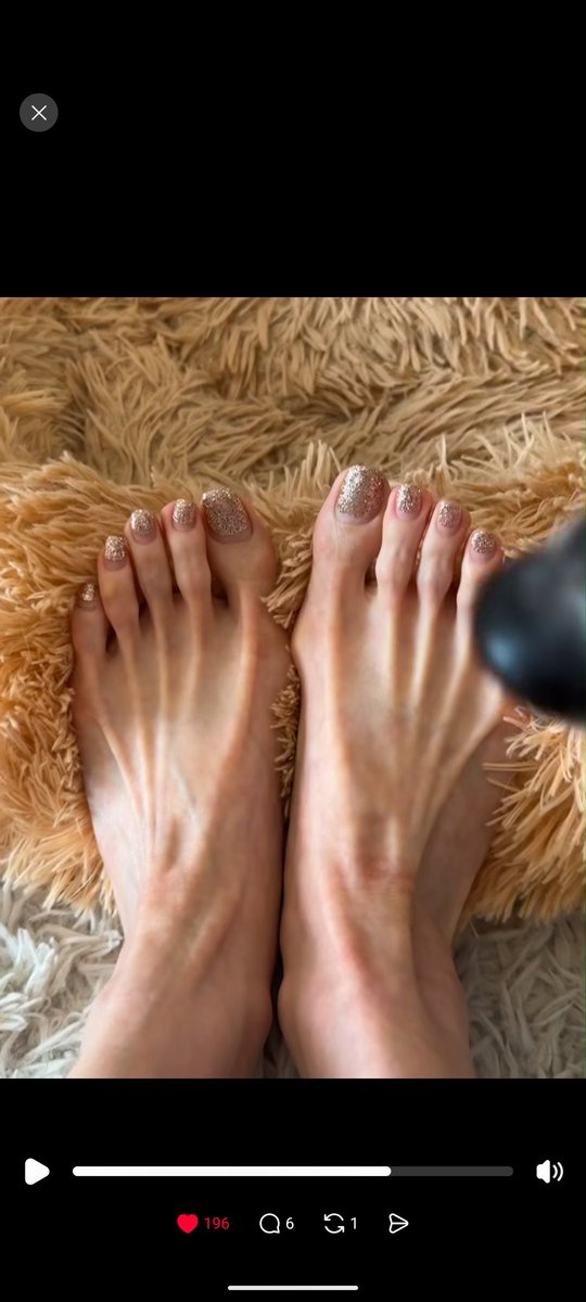 yooohei_feet's tweet photo. ワンちゃん代わって https://t.co/sQT18dPimd