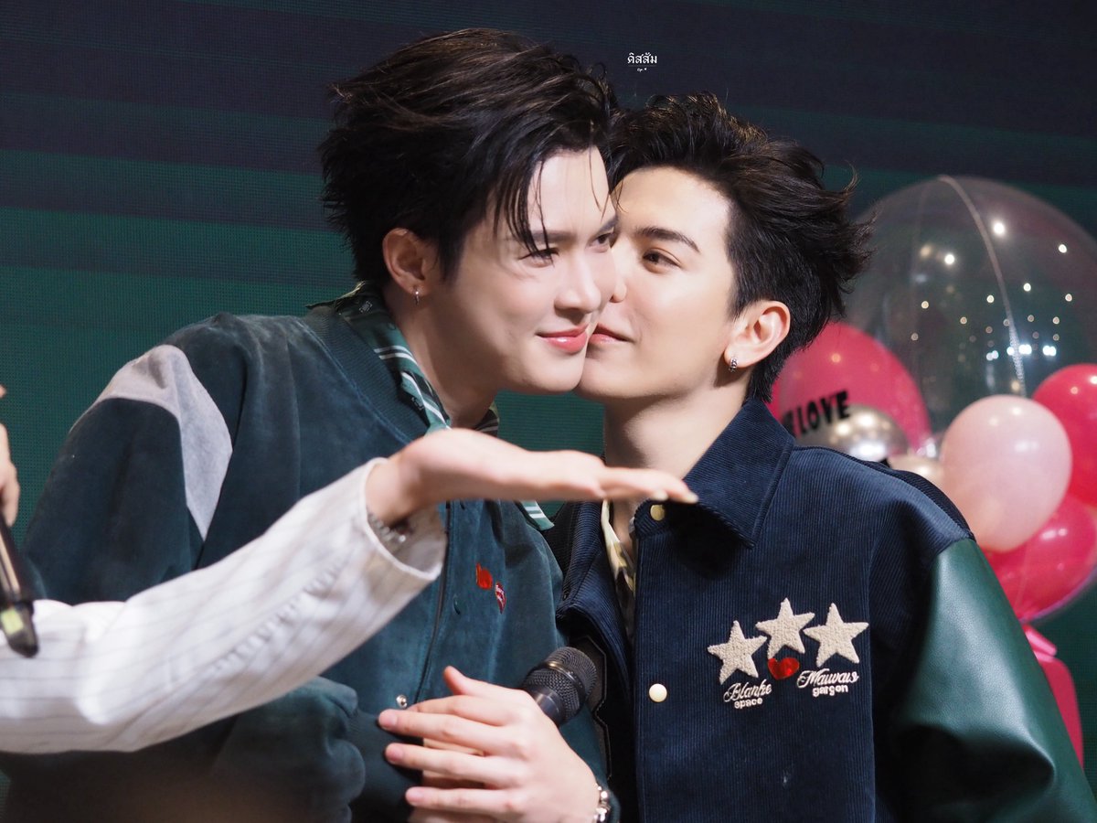 _maebearGR's tweet photo. หนึ่งฟอด 😚

ARUNTHCOFFEE X BILLYBABE
#BrewMeLuvBillyBabe https://t.co/7ab4Ho49Uu