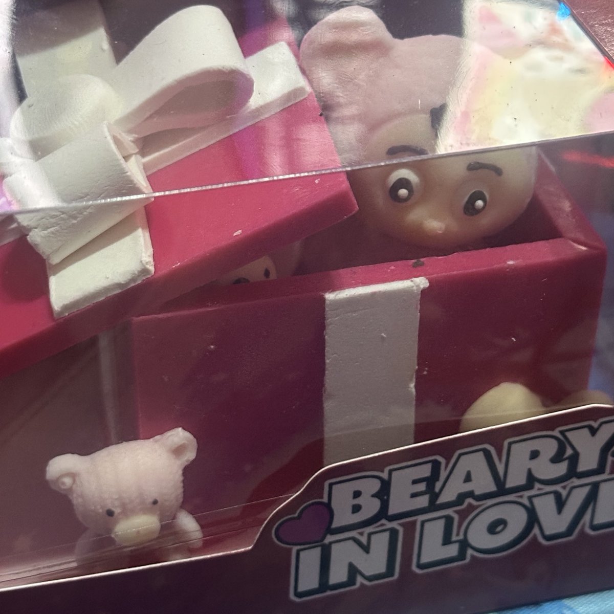 Mythia Batford 🦇 tweet media