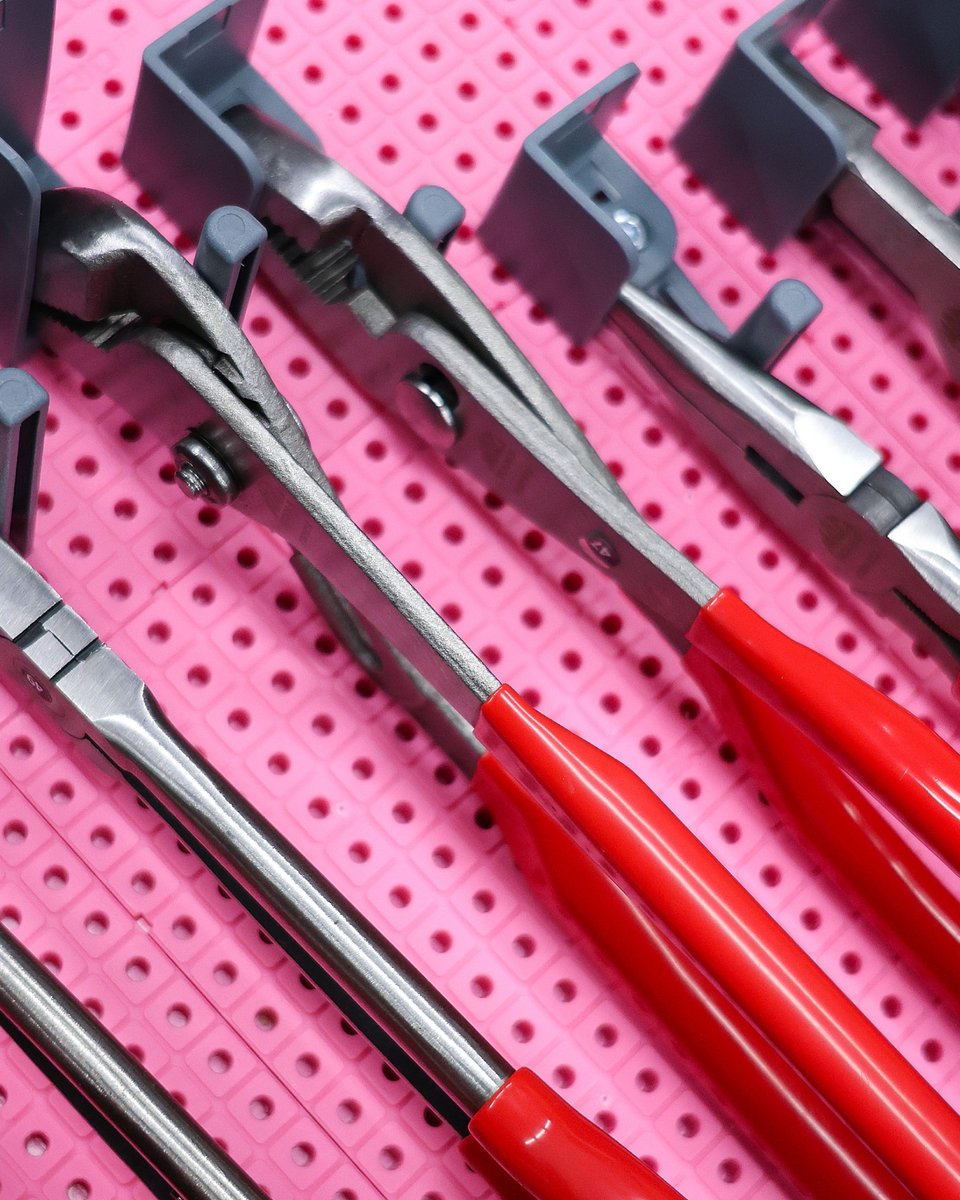 Toolgrid's tweet photo. Toolgrid® - Built for long days, tight spaces, and mechanics who expect their setup to keep up! 🧰🔥

⬇️TOOLGRID® SHOP⬇️
https://t.co/kmMhoPWp4h

-

#toolgrid #auto #automechanic #bluecollar #toolorganization #toolstorage #mechanic #handtools #toolboxorganization #toolbox https://t.co/vsxw27kUje