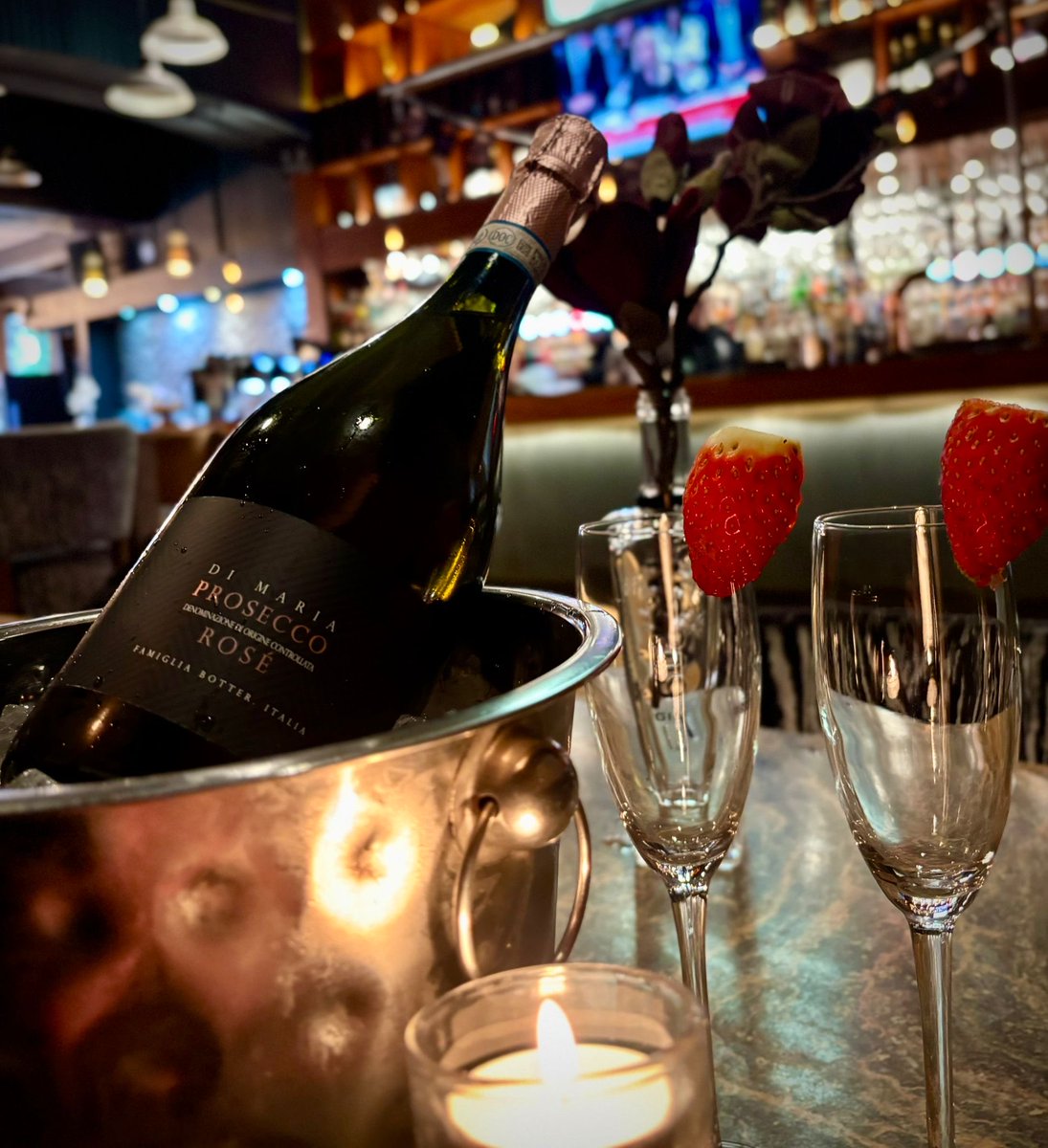 TheAtlasBar's tweet image. Happy #ValentinesDay2026 #Manchester
Enjoy a bottle of Di Maria Prosecco for only £20!
#offer #offers