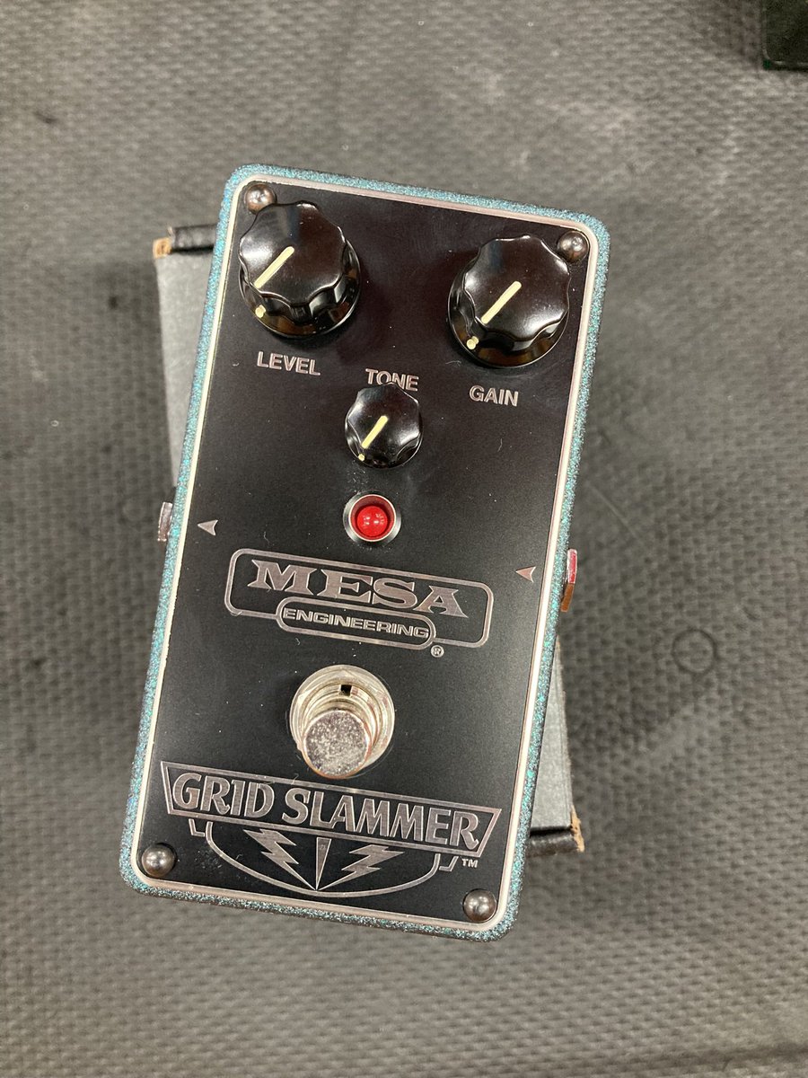 New arrival !!! MESA BOOGIE GRID SLAMMER 70sをイメージし、中域が