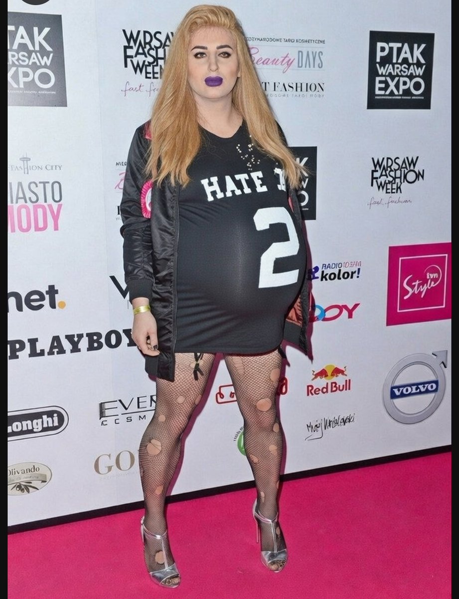 Rafalala po tym jak dowiedział się, że może urodzić dziecko.
I co, łyso Wam? 😆